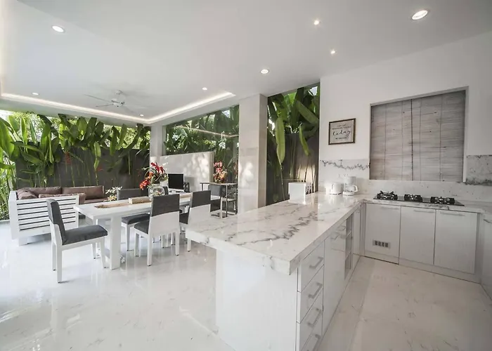 Villa Superb 3 Bed Villa, Walk To Beach, Fast Wi-fi, Seminyak