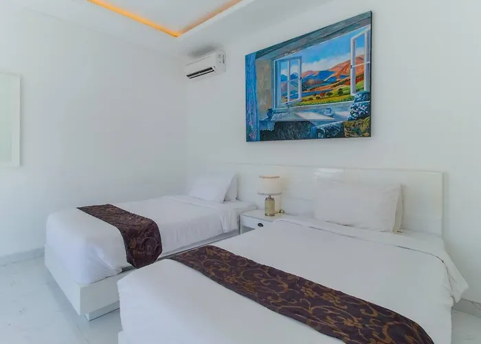 Villa Superb 3 Bed Villa, Walk To Beach, Fast Wi-fi, *