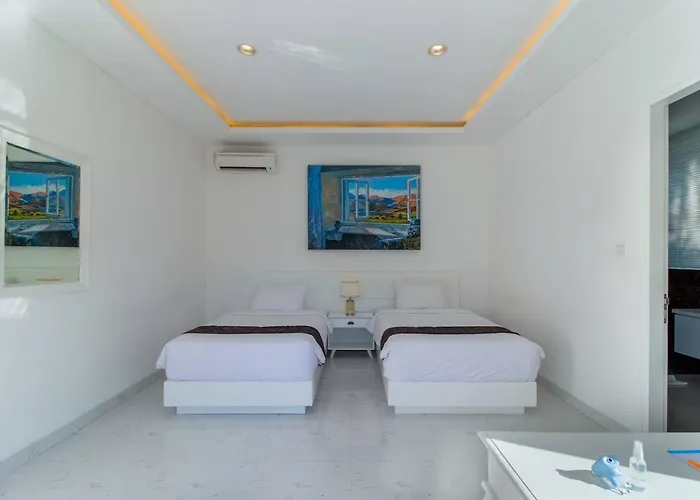 Villa Superb 3 Bed Villa, Walk To Beach, Fast Wi-fi,