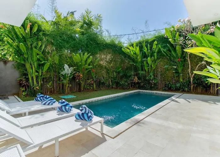 Superb 3 Bed Villa, Walk To Beach, Fast Wi-fi, Seminyak